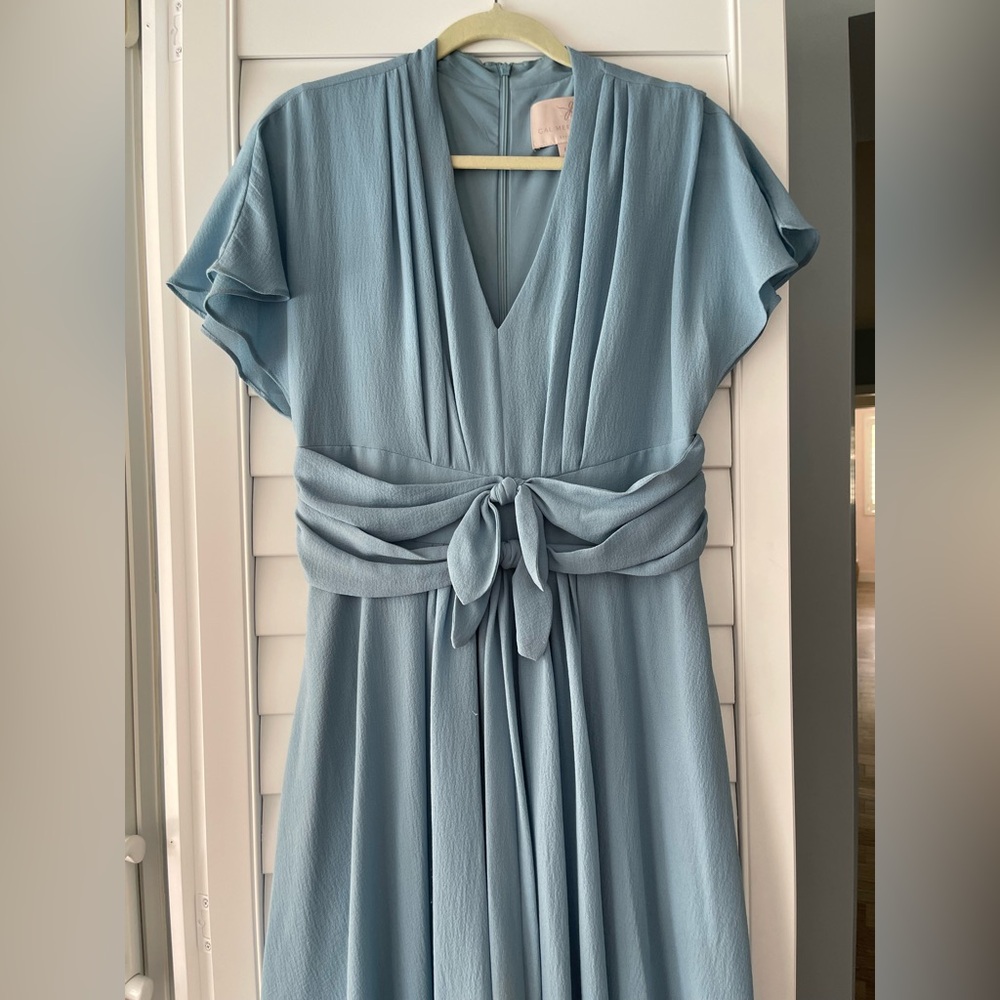 Gal Meets Glam Light Blue Midi Dress